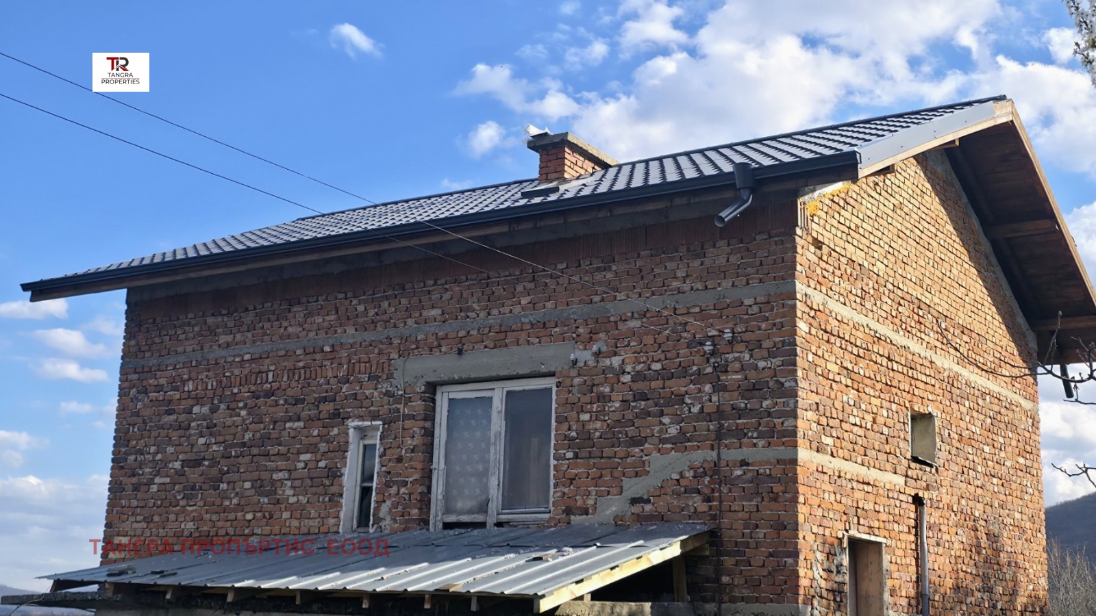 Продава КЪЩА, с. Лобош, област Перник, снимка 2 - Къщи - 54190416