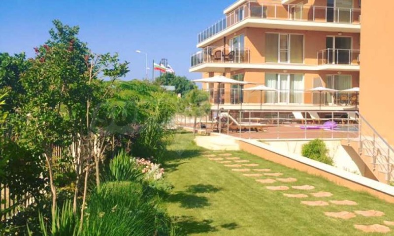 Продава 2-СТАЕН в област Бургас, гр. Ахтопол - 83 кв.м / 141 500 € » 276 749.95 лв., СУПРИММО - БУРГАС