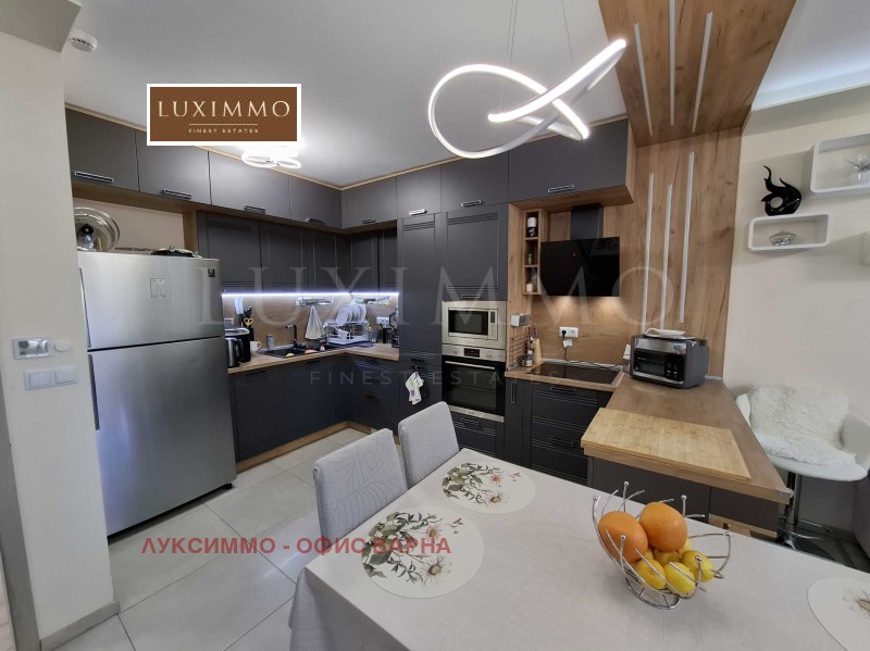 Na prodej  2 ložnice Varna , Briz , 105 m2 | 88374096