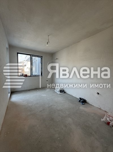 Myytävänä  2 makuuhuonetta Varna , Tsentralna pošta , 96 neliömetriä | 47755374 - kuva [4]