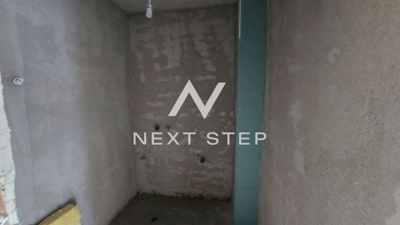 Eladó  Bérlakás Plovdiv , Vastanicseski , 158 négyzetméter | 43920501 - kép [13]