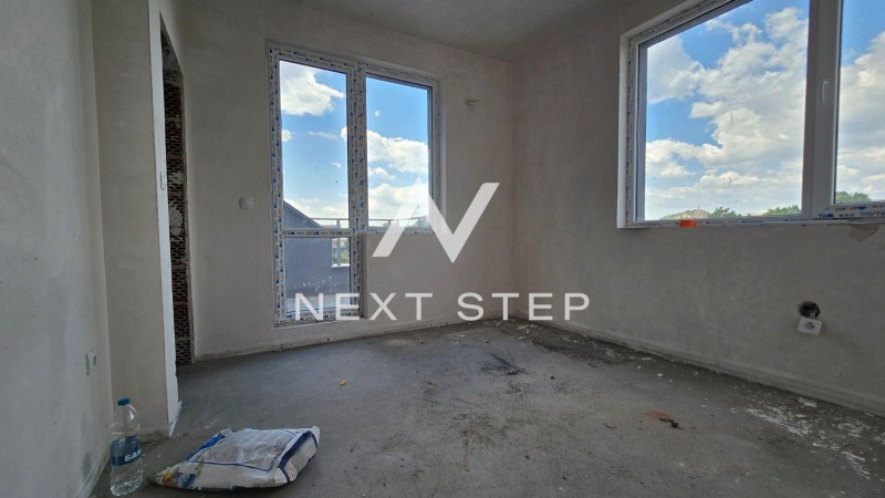 Eladó  Bérlakás Plovdiv , Vastanicseski , 158 négyzetméter | 43920501 - kép [2]