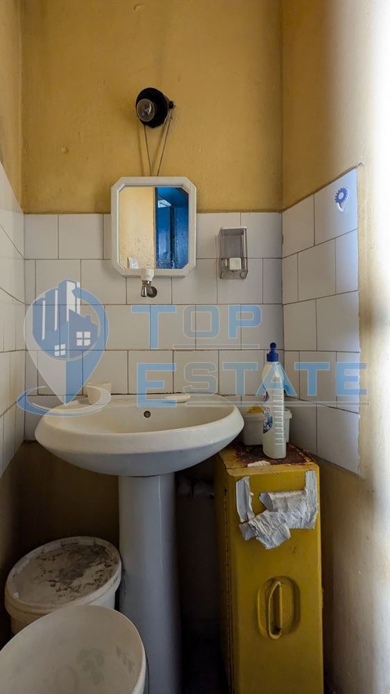 Продава КЪЩА, гр. Горна Оряховица, област Велико Търново, снимка 11 - Къщи - 48040979