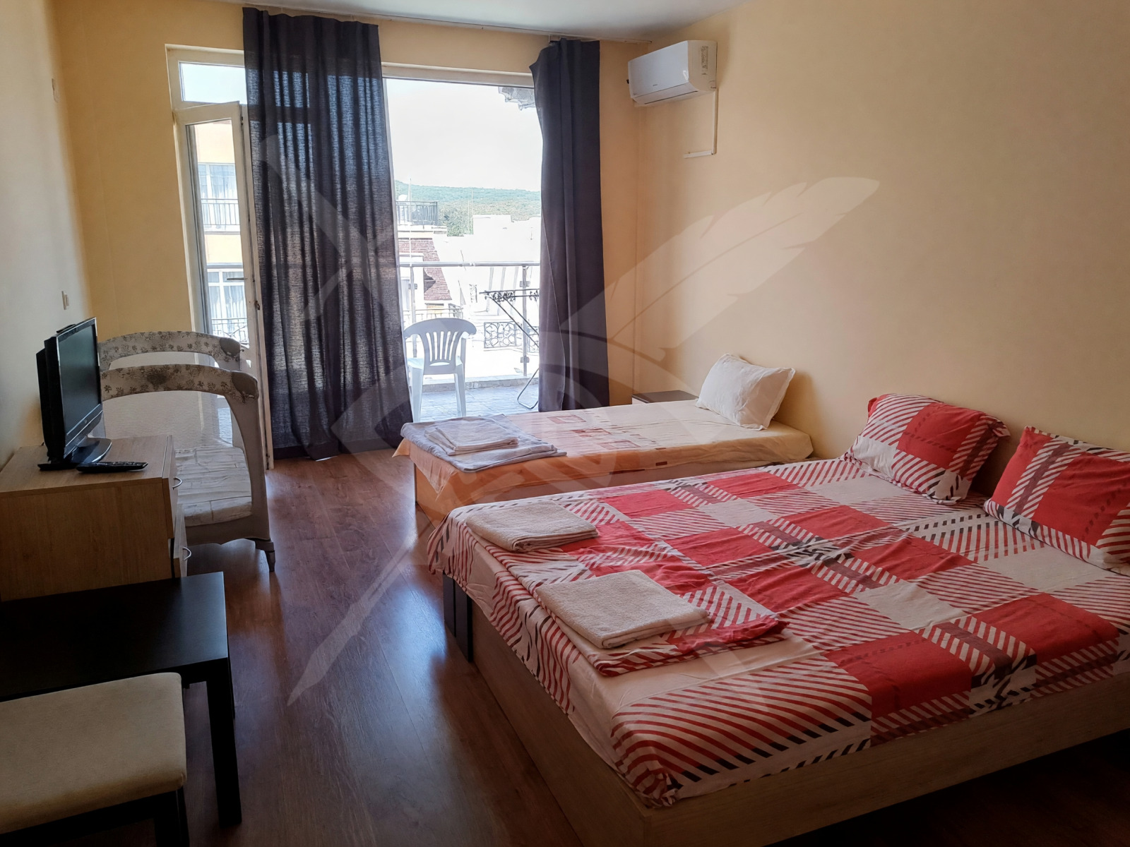 Продава 2-СТАЕН, гр. Приморско, област Бургас, снимка 3 - Апартаменти - 56009654