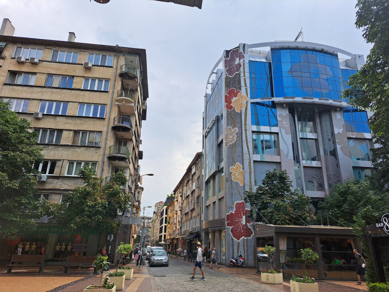 Продава ОФИС в град София, Център - 28 кв.м / 132 000 € » 258 169.56 лв., АГЕНЦИЯ 'ТЕМЕНУГА' НЕДВИЖИМИ ИМОТИ