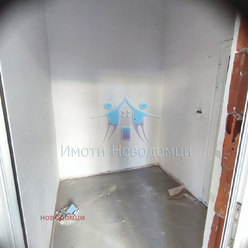 Продава МАГАЗИН, гр. Шумен, Тракия, снимка 2 - Магазини - 52523948