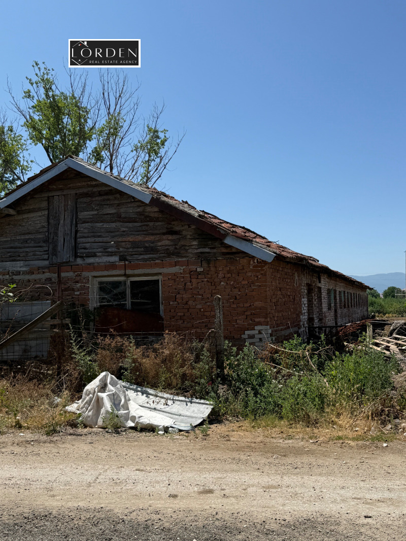 Продава СКЛАД, с. Мало Конаре, област Пазарджик, снимка 8 - Складове - 53497668