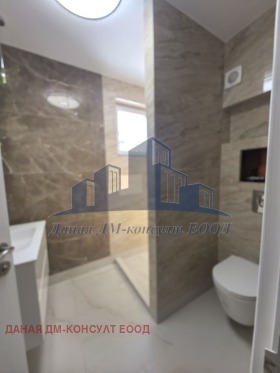 1 dormitorio Trakiya, Shumen 5