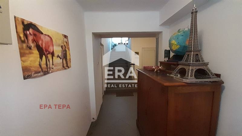 Продава 3-СТАЕН, гр. София, Оборище, снимка 11 - Aпартаменти - 48144751