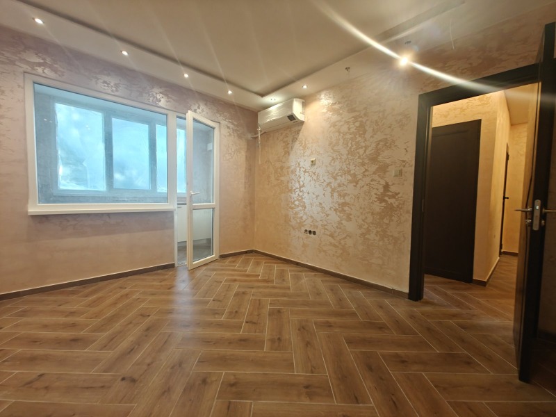 De vânzare  2 dormitoare Sofia , Liulin 8 , 92 mp | 18055964 - imagine [8]