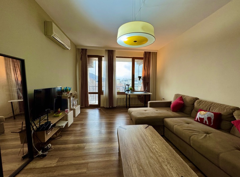 Продава  3-стаен, град Пловдив, Младежки Хълм •  209 900 EUR • ID 35845914 — holmes.bg - [1] 