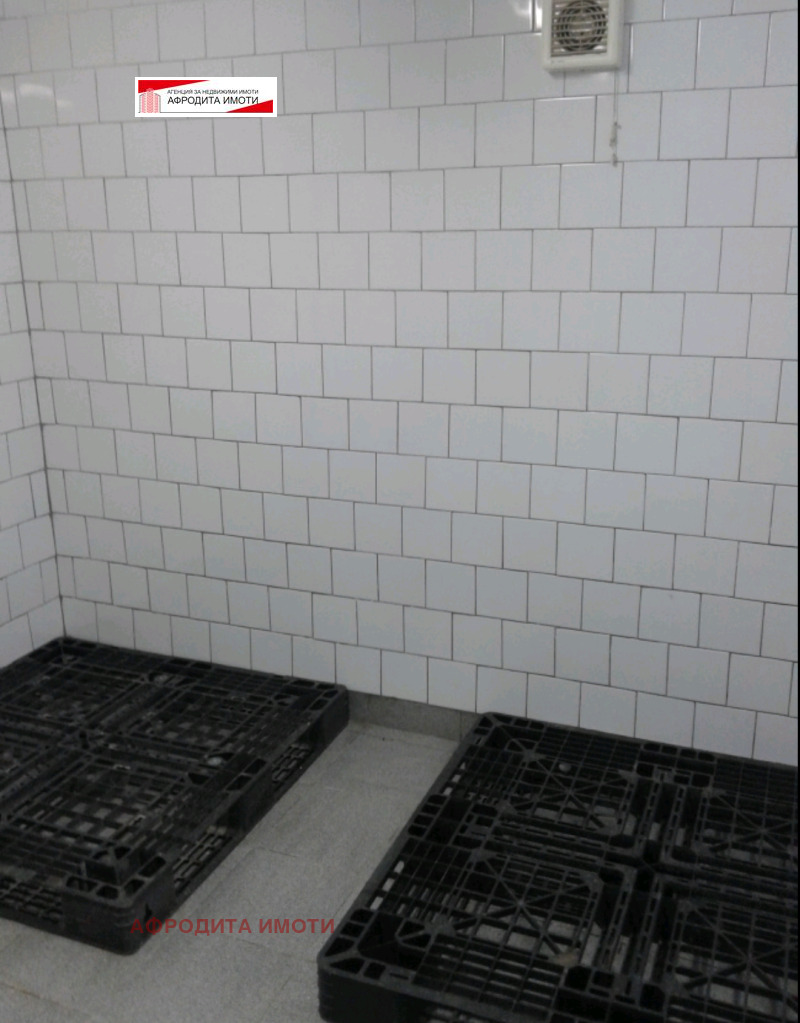 Продава ПРОМ. ПОМЕЩЕНИЕ, гр. Стара Загора, Самара 2, снимка 4 - Производствени сгради - 52525941