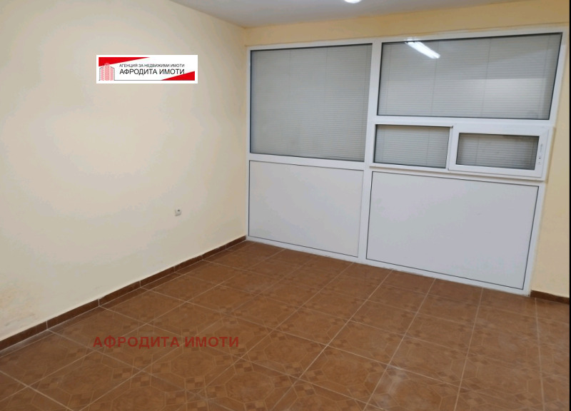 Продава ПРОМ. ПОМЕЩЕНИЕ, гр. Стара Загора, Самара 2, снимка 6 - Производствени сгради - 52525941