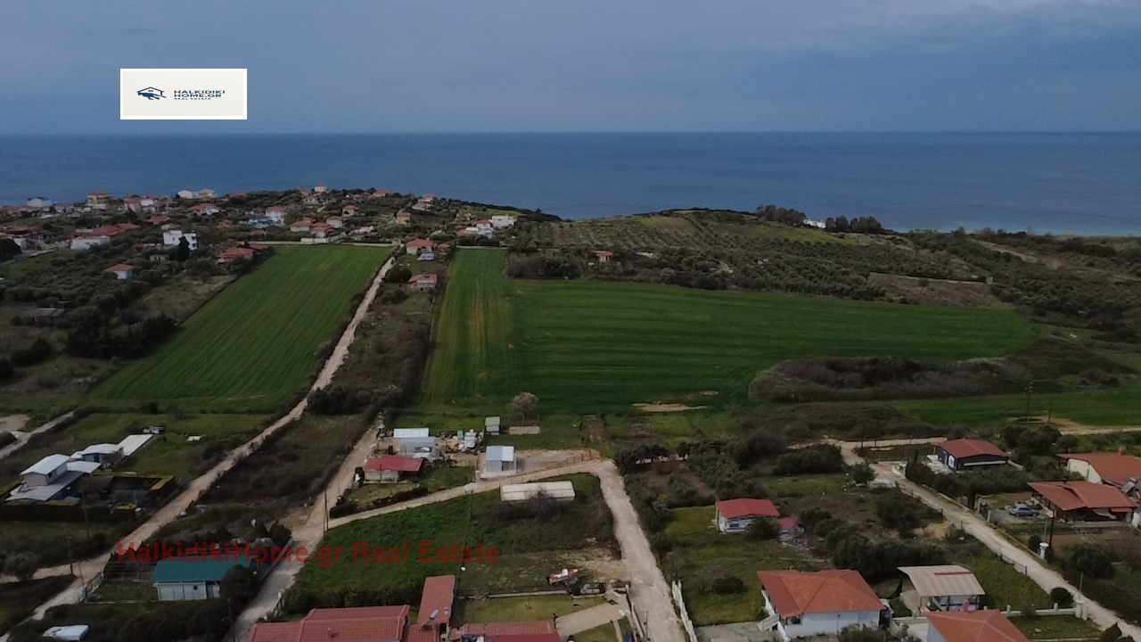 Продава ПАРЦЕЛ, Извън страната, област Извън страната