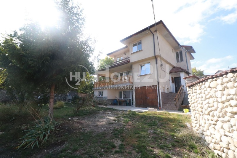 Продава КЪЩА, 284 кв.м.750 000 €1 466 872.50 лв.град София, с. Бистрица 14:01 на 29 Октомври 2025 Продава КЪЩА, 284 кв.м.750 000 €1 466 872.50 лв.град София, с. Бистрица 14:01 на 29 Октомври 2025