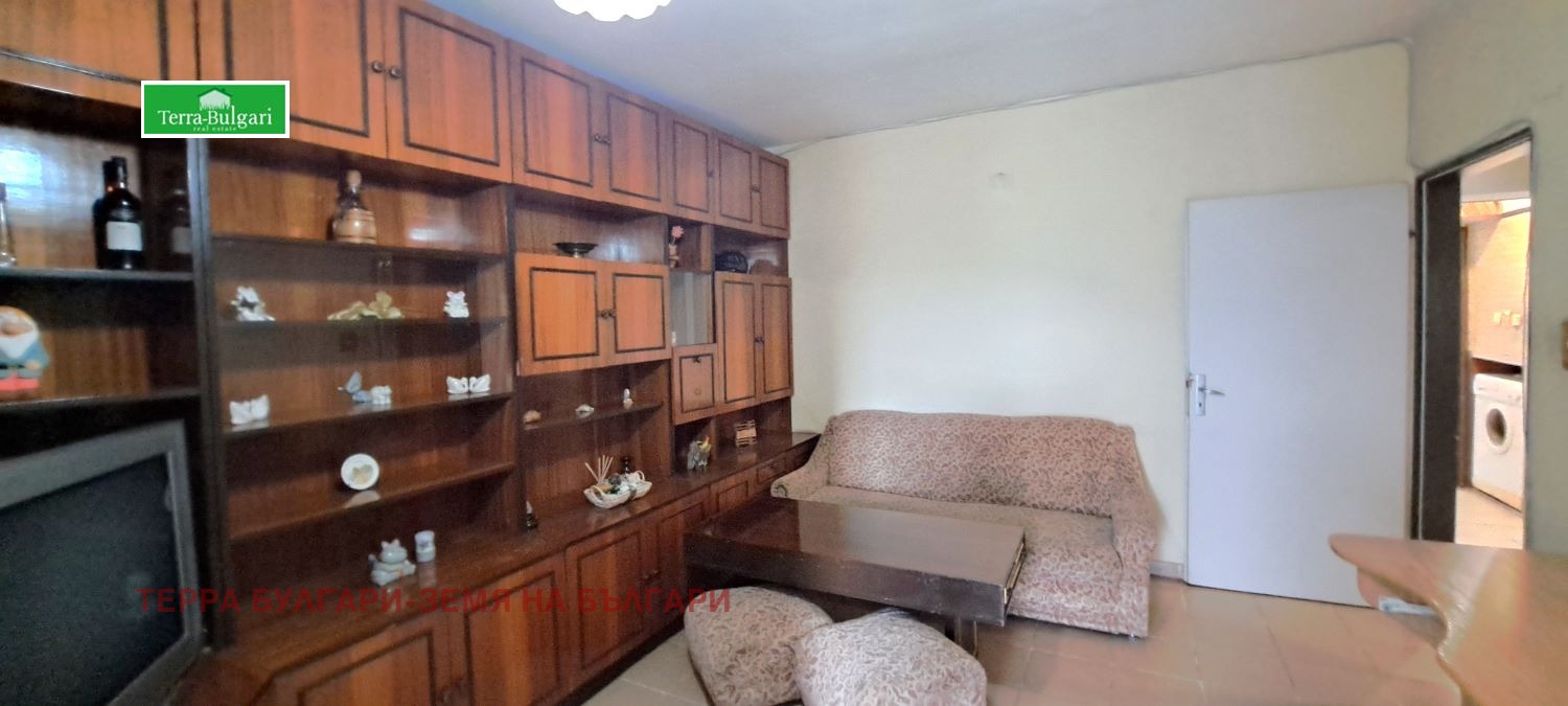 Продава 2-СТАЕН, гр. Перник, Димова махала, снимка 2 - Апартаменти - 51875774