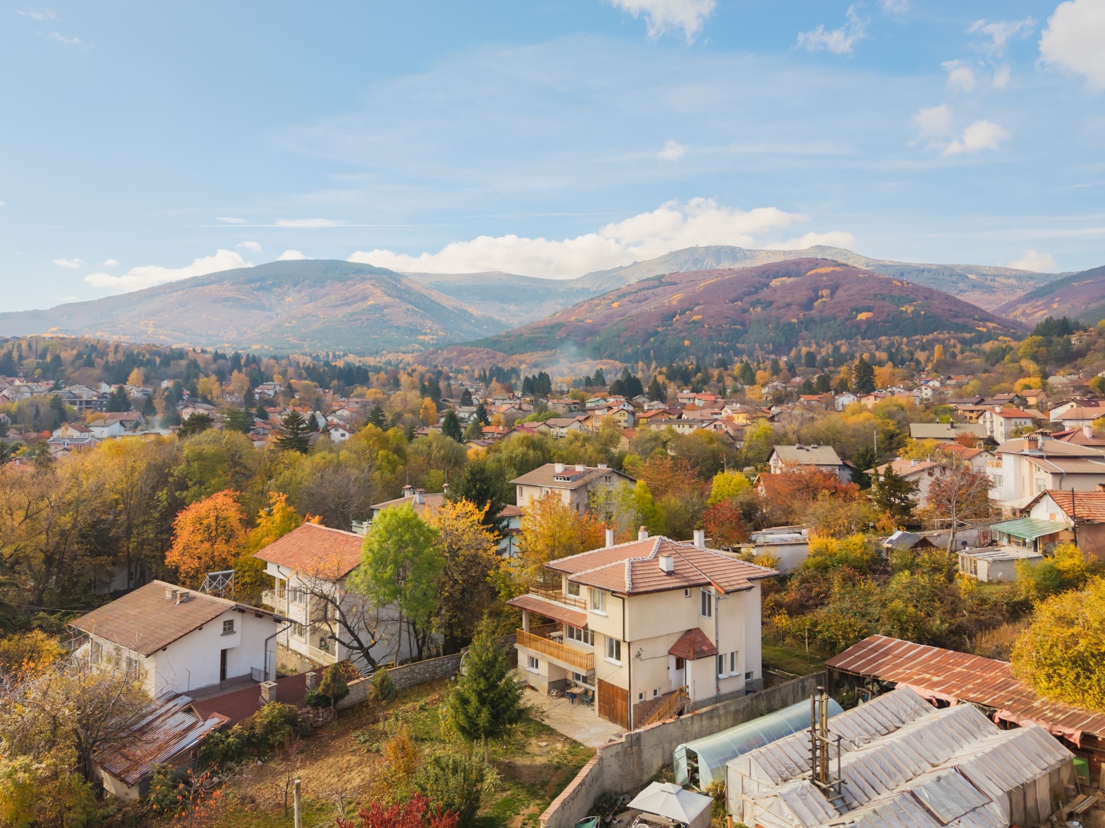 Продава КЪЩА, гр. София, с. Бистрица, снимка 2 - Къщи - 52223251