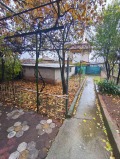 Продава КЪЩА, гр. Радомир, област Перник, снимка 3