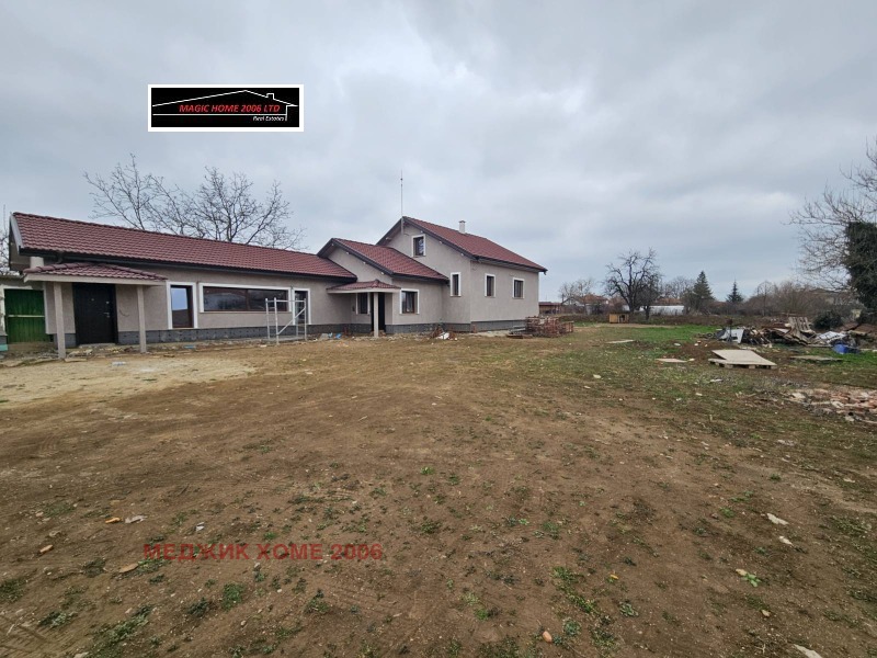 Продава КЪЩА в област Ямбол, с. Веселиново - 150 кв.м / 240 000 € » 469 399.20 лв., МЕДЖИК ХОМЕ 2006