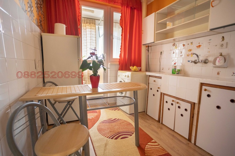 Продава 3-СТАЕН, гр. Разград, Абитрус, снимка 7 - Апартаменти - 52774177