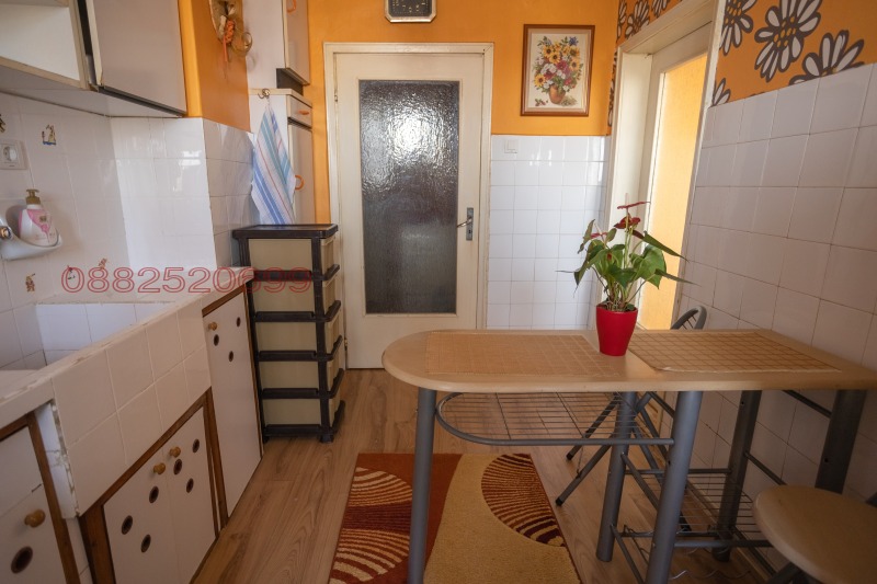 Продава 3-СТАЕН, гр. Разград, Абитрус, снимка 6 - Апартаменти - 52774177