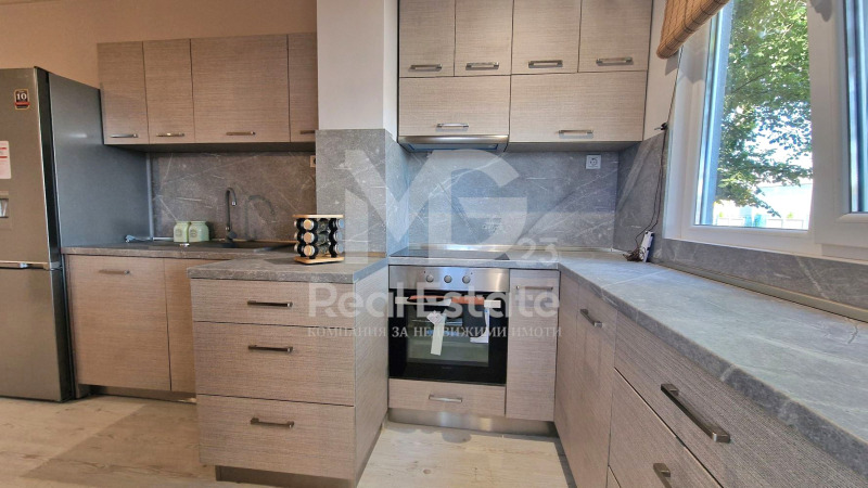 À venda  Mais de 3 quartos Plovdiv , Gagarin , 100 m² | 11533331 - imagem [4]