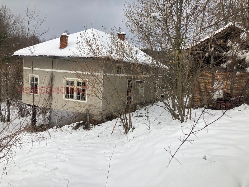 Продава КЪЩА, гр. Трявна, област Габрово, снимка 2 - Къщи - 52778915