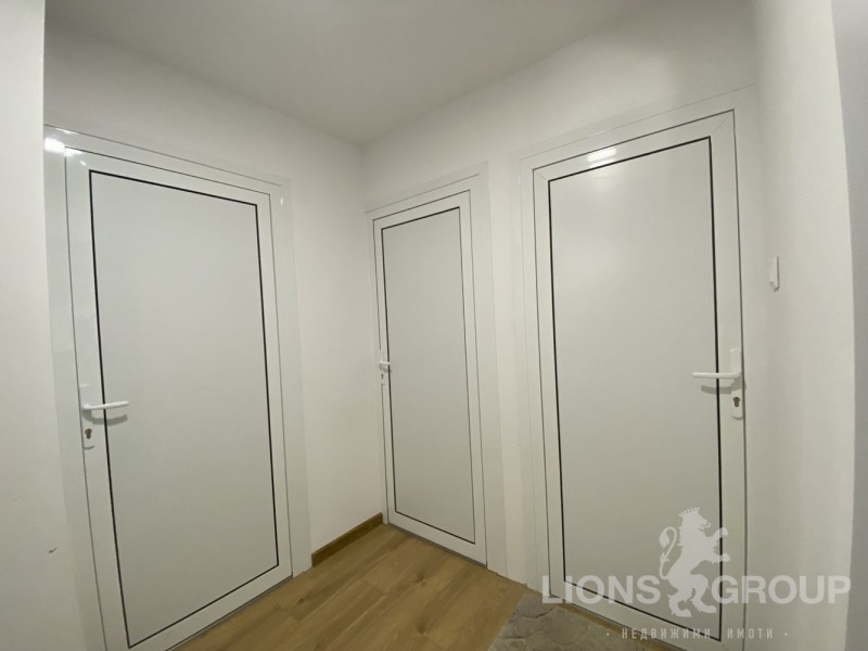 Продава КЪЩА, гр. Варна, м-т Сълзица, снимка 13 - Къщи - 52640956