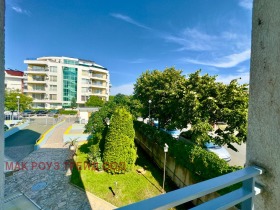 Продажба на четеристайни апартаменти в област Бургас - изображение 13 