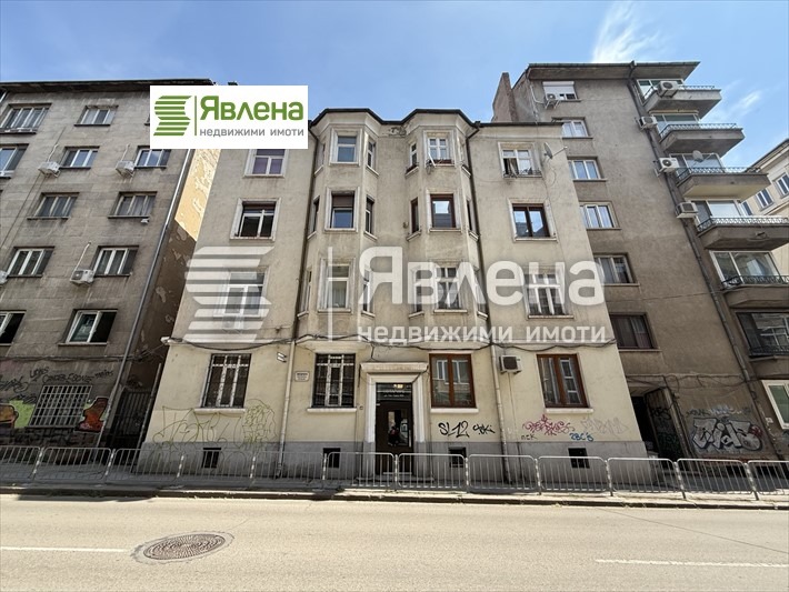 Продава  3-стаен град София , Център , 85 кв.м | 15804819