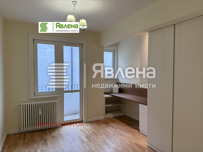 Продава 3-СТАЕН, гр. София, Докторски паметник, снимка 12 - Апартаменти - 54072483