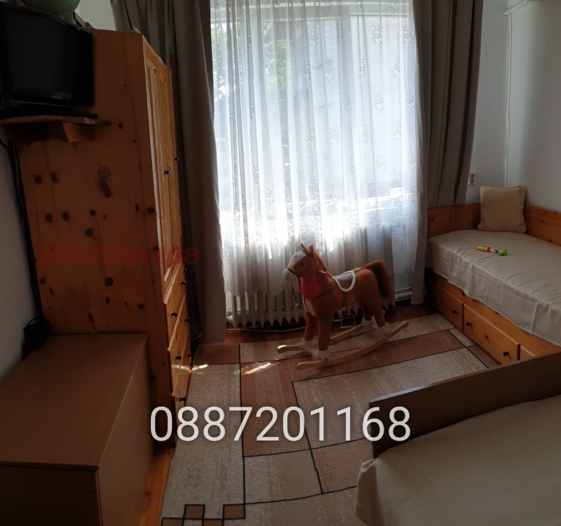 Продава ЕТАЖ ОТ КЪЩА, гр. Монтана, Жеравица, снимка 2 - Етаж от къща - 52783736