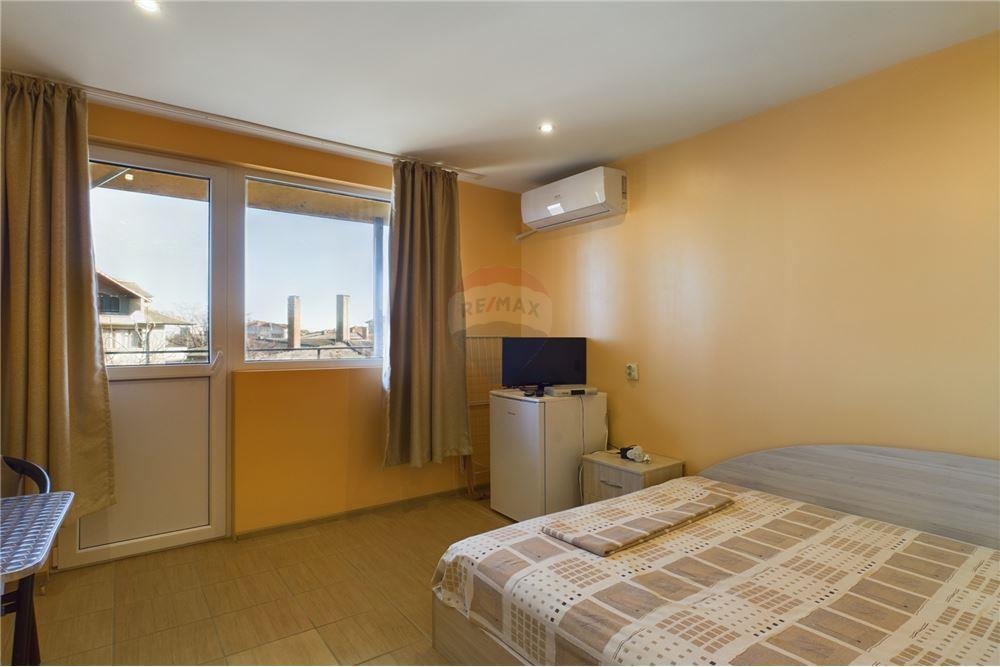 Продава КЪЩА, гр. Обзор, област Бургас, снимка 2 - Къщи - 43740309