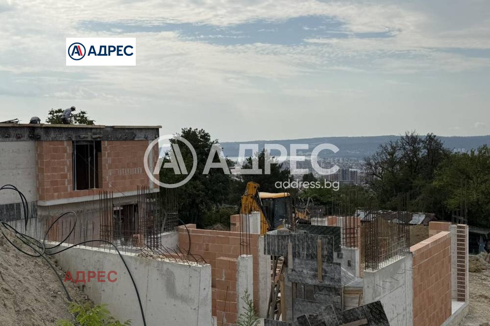 Продава КЪЩА, гр. Варна, м-т Сълзица, снимка 3 - Къщи - 56313088