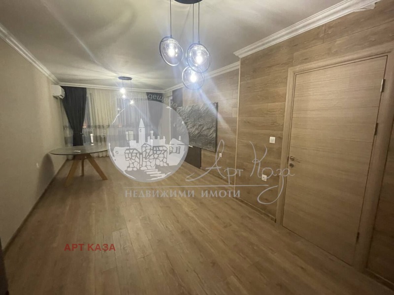 Продава 2-СТАЕН, гр. Пловдив, Остромила, снимка 2 - Aпартаменти - 48573064