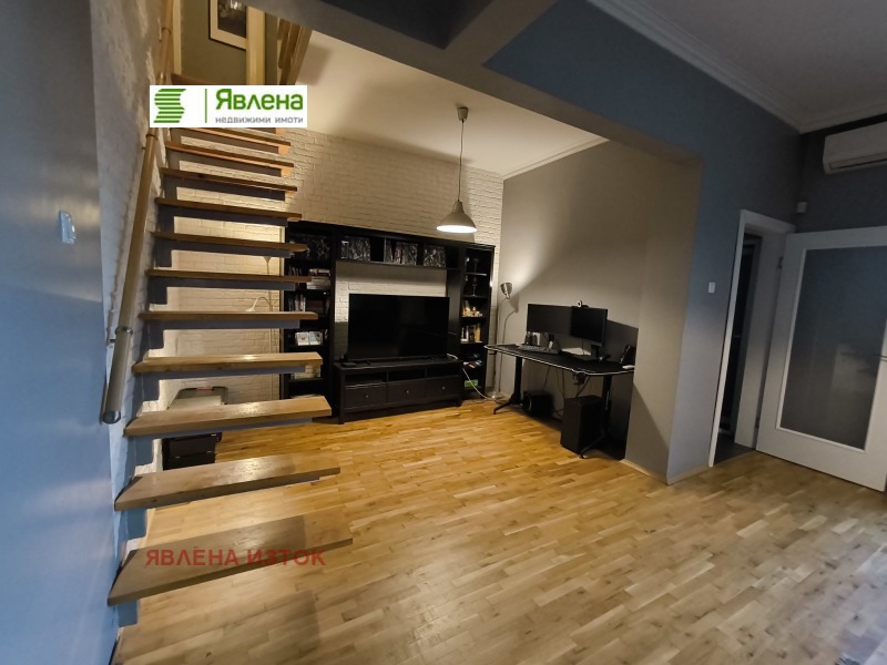 Na prodej  2 ložnice Sofia , Centar , 90 m2 | 91015337 - obraz [7]