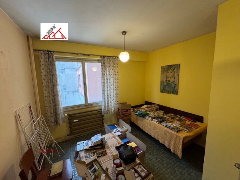 Продава 3-СТАЕН, гр. Враца, Дъбника, снимка 2 - Апартаменти - 52628064