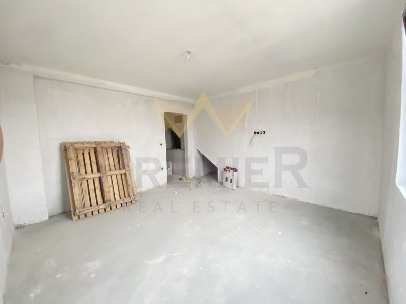 Продава МНОГОСТАЕН, гр. Варна, Лятно кино Тракия, снимка 5 - Апартаменти - 53494778