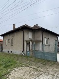 Продава КЪЩА, гр. Левски, област Плевен, снимка 1