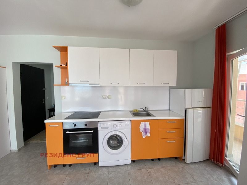 Продава  2-стаен област Бургас , гр. Поморие , 70 кв.м | 46156176 - изображение [2]