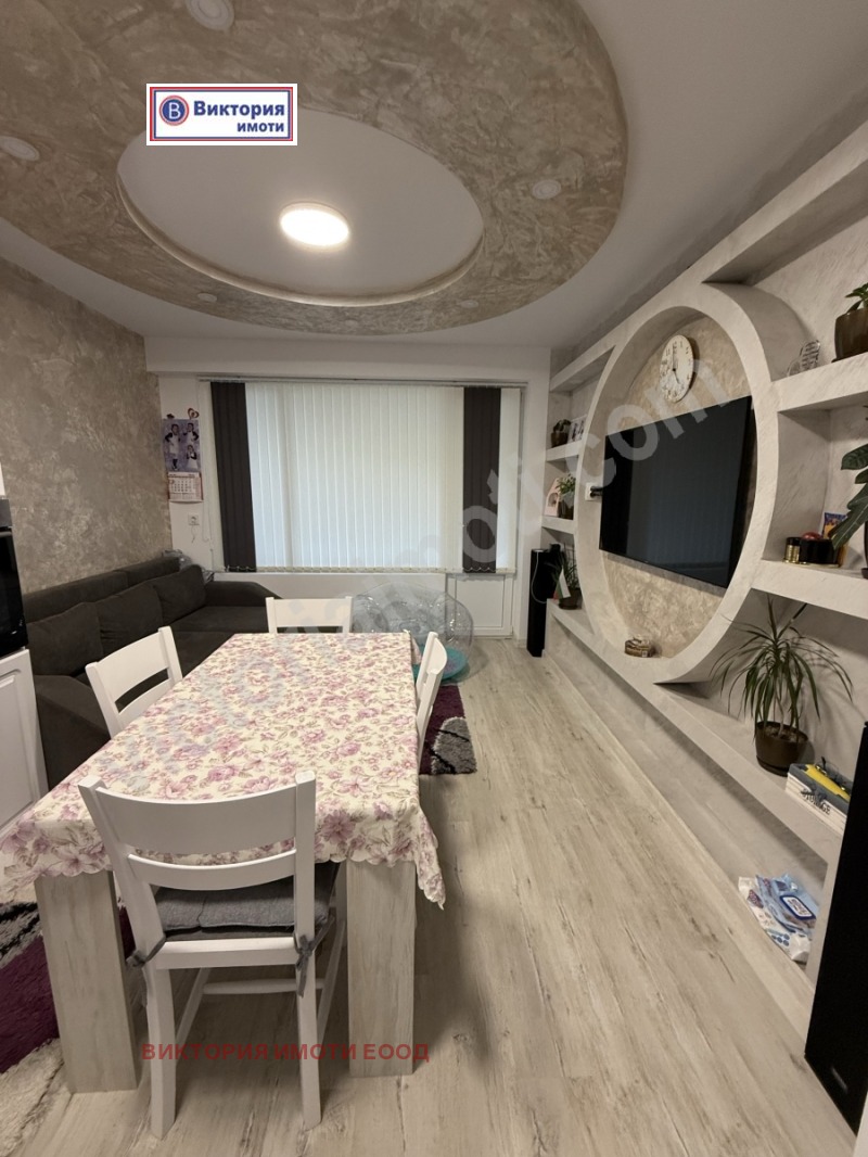 Продаја  2 спаваће собе Велико Тарново , Чолаковци , 68 м2 | 49759707 - слика [11]