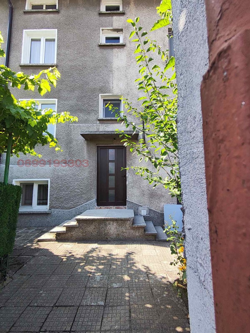 Продава ЕТАЖ ОТ КЪЩА, гр. Дупница, област Кюстендил, снимка 4 - Етаж от къща - 52781840