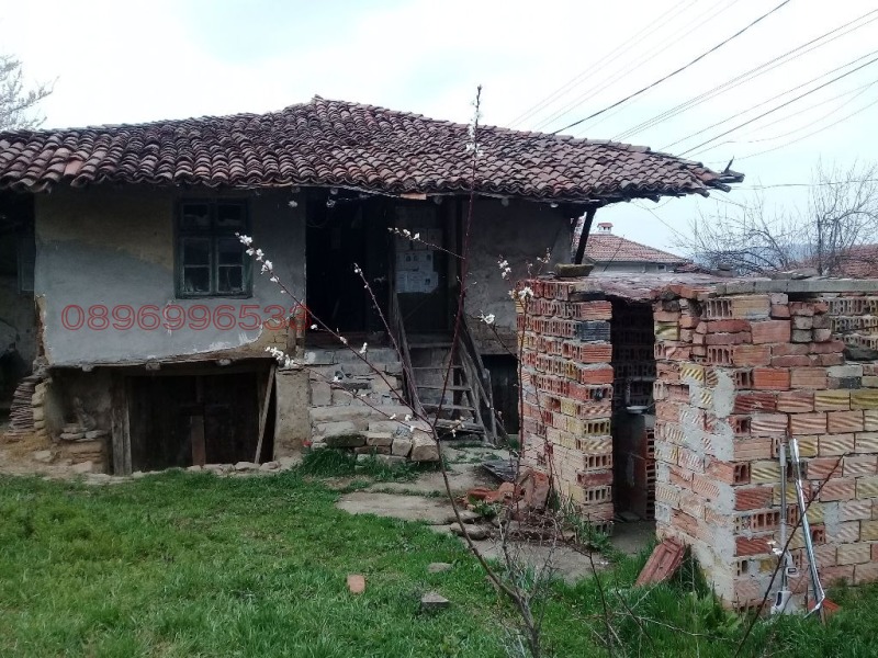 Продава КЪЩА, гр. Дебелец, област Велико Търново, снимка 9 - Къщи - 52784849