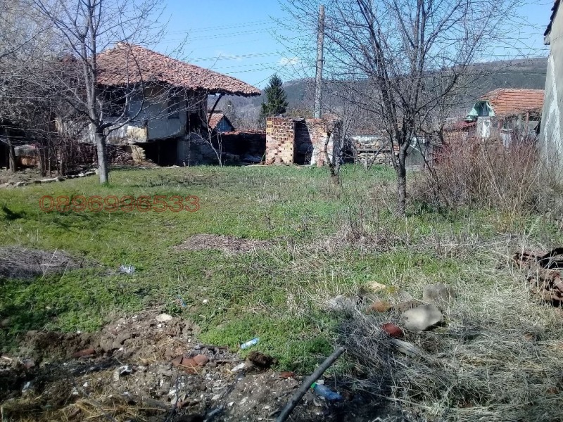 Продава КЪЩА, гр. Дебелец, област Велико Търново, снимка 5 - Къщи - 52784849