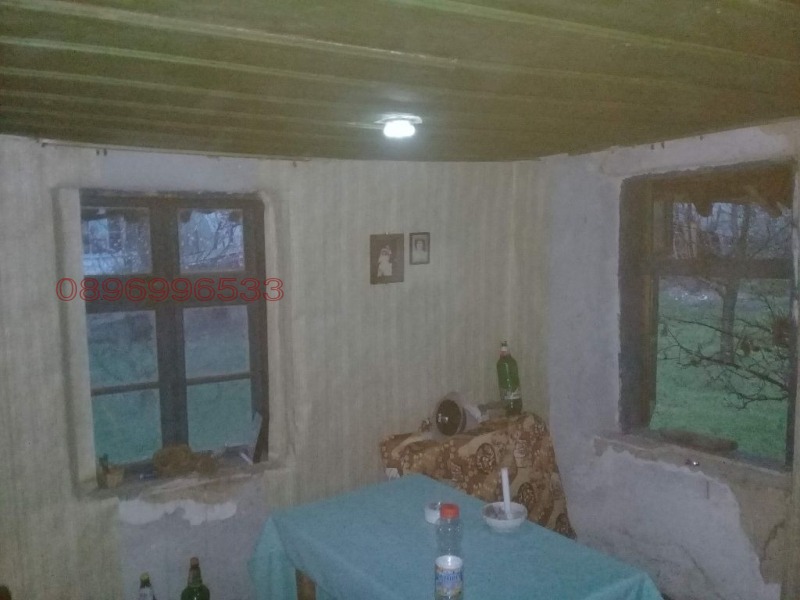 Продава КЪЩА, гр. Дебелец, област Велико Търново, снимка 11 - Къщи - 52784849