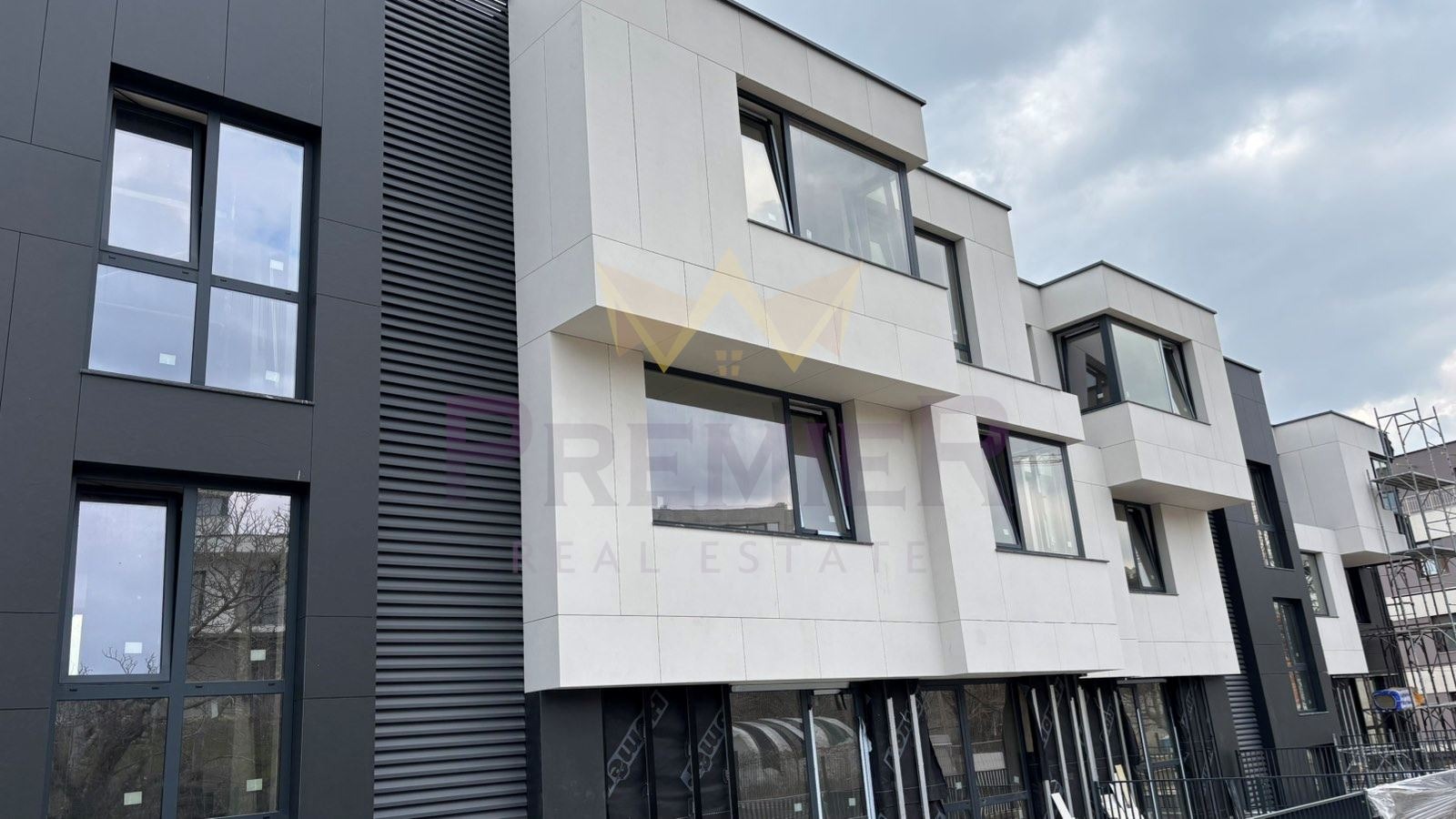Продава 4-СТАЕН, гр. Варна, Бриз, снимка 17 - Апартаменти - 54471484