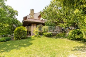 Casa m-t Manastirski rid, Varna