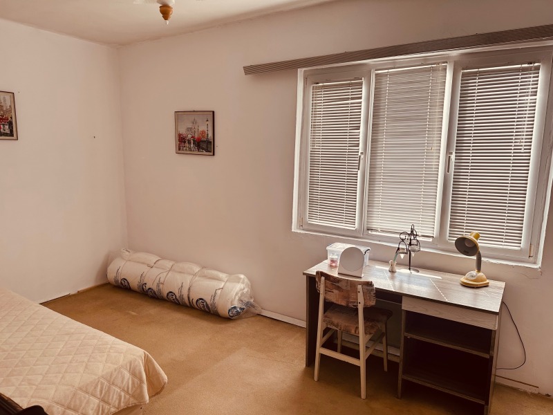 Продава  3-стаен град Пазарджик , Младост , 97 кв.м | 97892308 - изображение [4]
