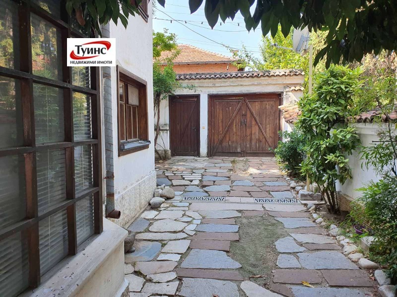 Te koop  Huis regio Plovdiv , Brestovitsa , 240 m² | 43720500 - afbeelding [10]