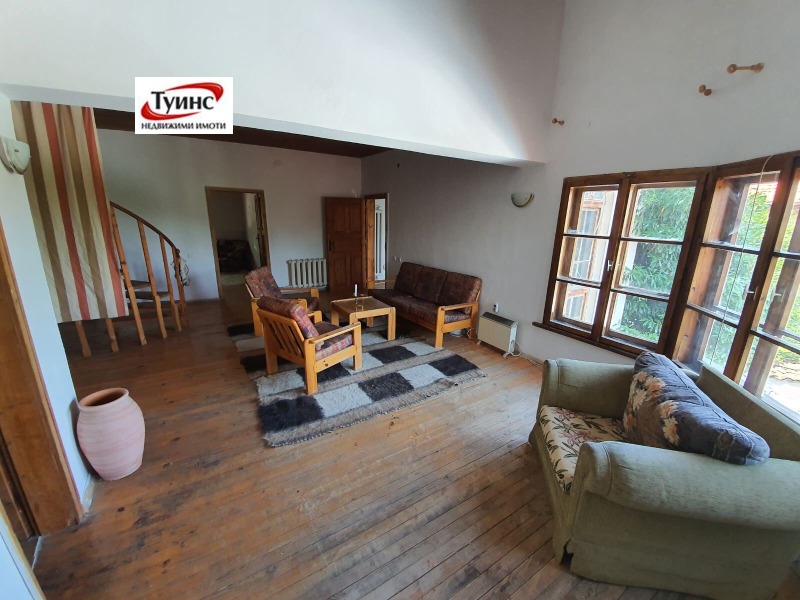 Te koop  Huis regio Plovdiv , Brestovitsa , 240 m² | 43720500 - afbeelding [12]